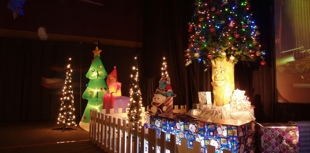 Sackville's Talking Christmas Tree